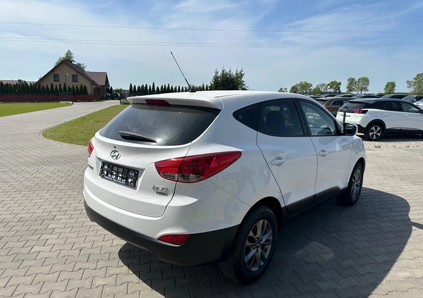 Hyundai ix35 cena 49900 przebieg: 156000, rok produkcji 2015 z Lesko małe 529